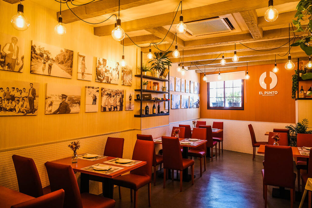 39 Years of History: How El Punto Restaurant Was Born in Vejer de la Frontera 3 El Punto restaurante Vejer de la Frontera