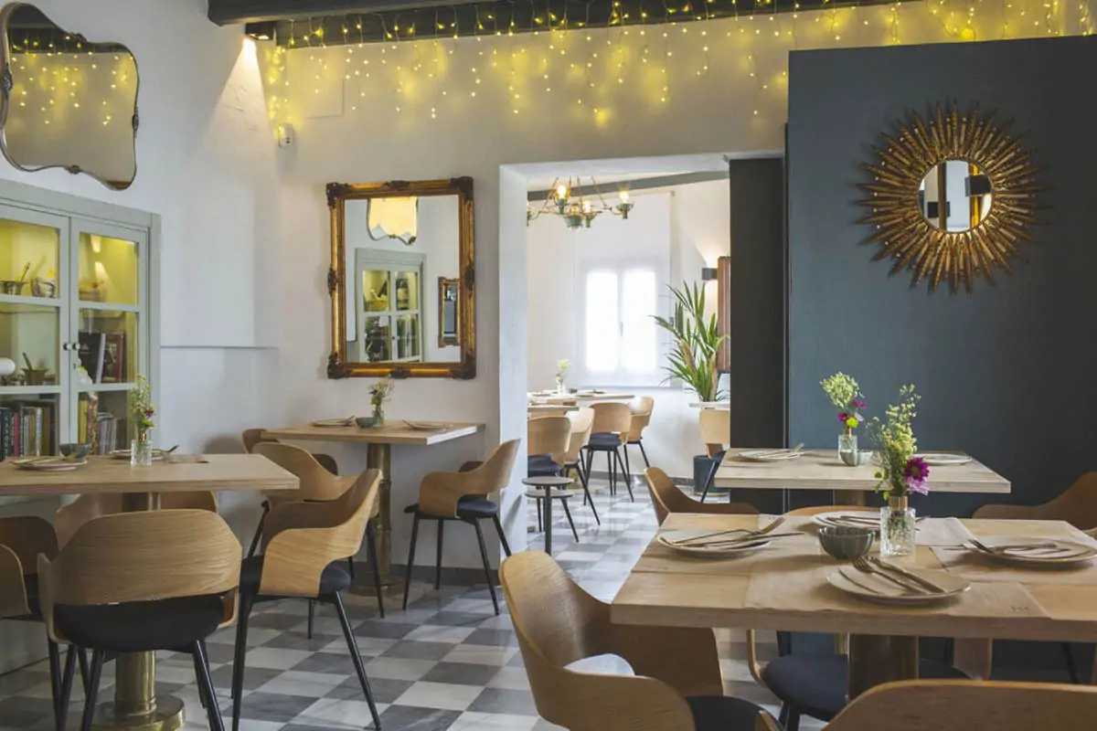 The 4 Best Restaurants to Eat in Vejer de la Frontera 3 Restaurante El Muro Vejer de la Frontera